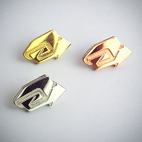 травленые значки в трех металлах, металл - нейзильбер (мельхиор), латунь и медь
